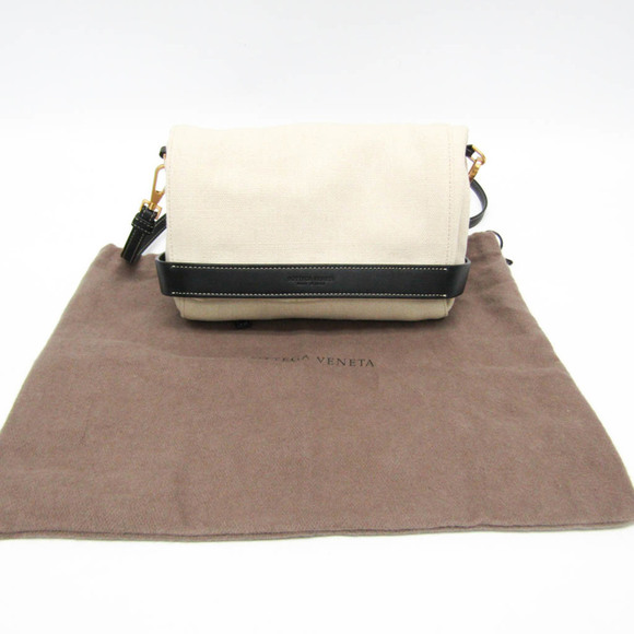 BOTTEGA VENETA Black Leather Shoulder Bag - Picture 2 of 10